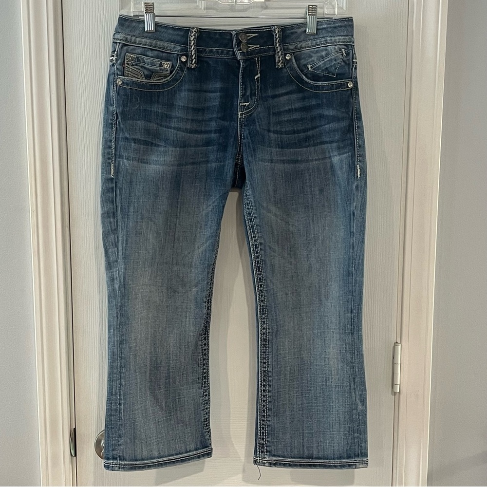 VIGOSS New York
Capri Rhinestone
Embellished Jeans Size 9